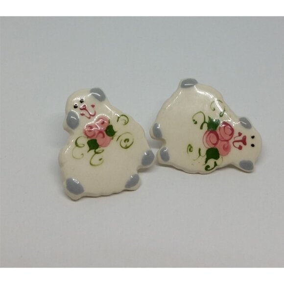 VINTAGE handmade ceramic fun whimsy sheep earrings - Picture 1 of 3